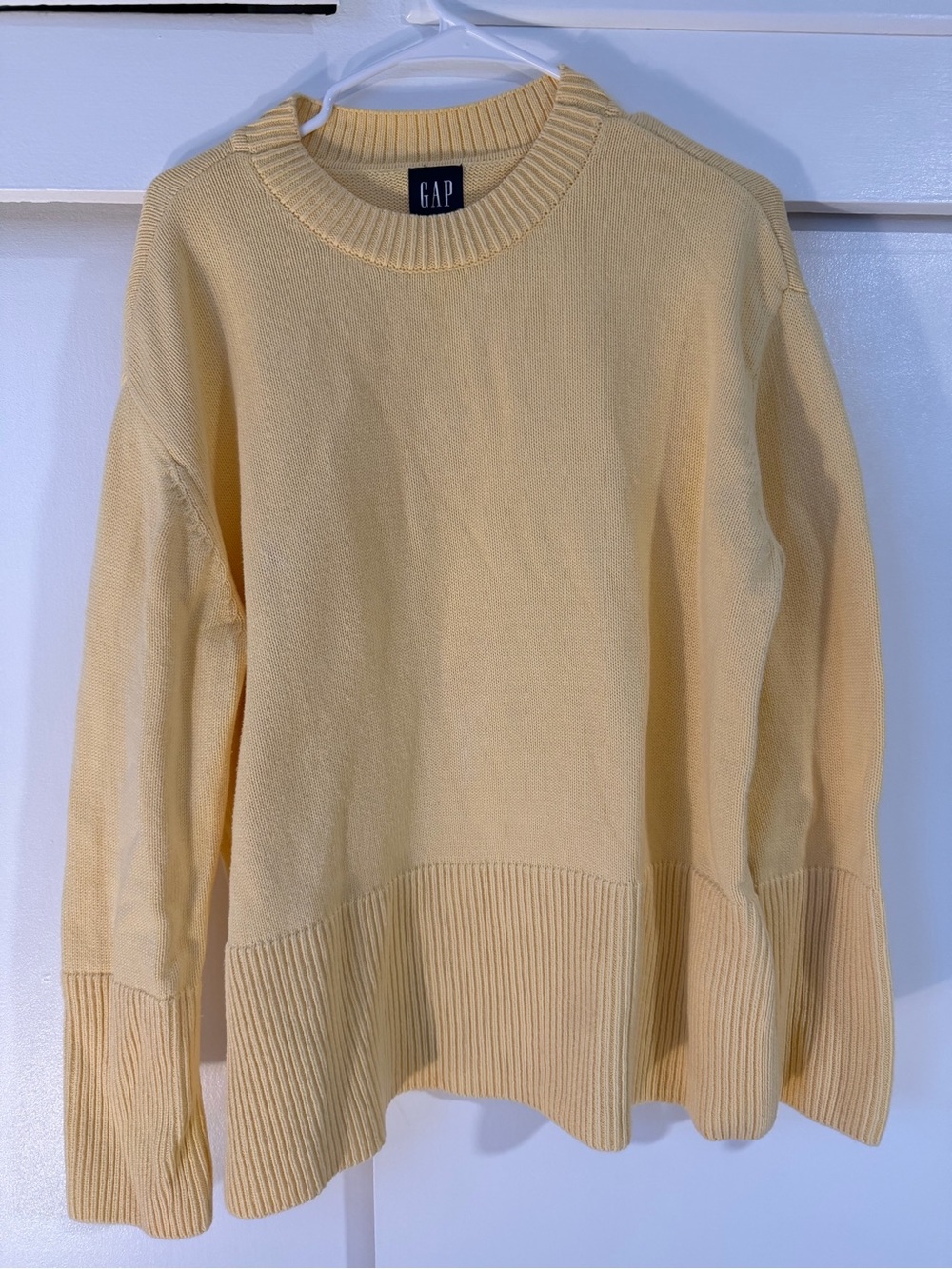 GAP Women's Crewneck Sweater in Light Yellow